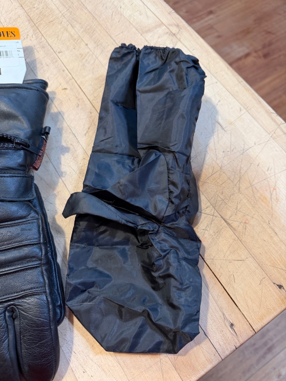 Black Leather Gauntlet Motorcycle Glove with Zip Pocket and Rain Covers - Picture 4 of 6